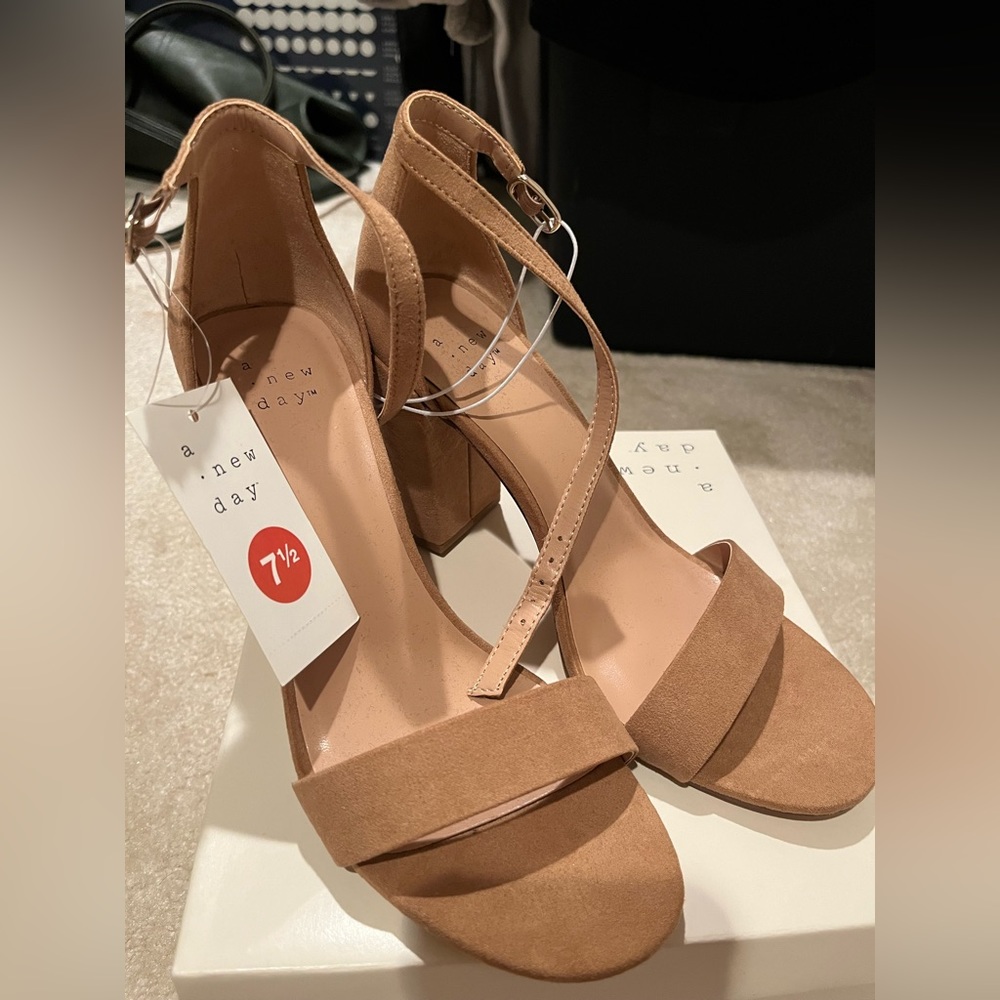Beige Heels - Picture 2 of 3